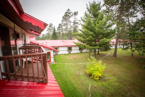 Northern Pine Inn Hayward Bagian luar foto